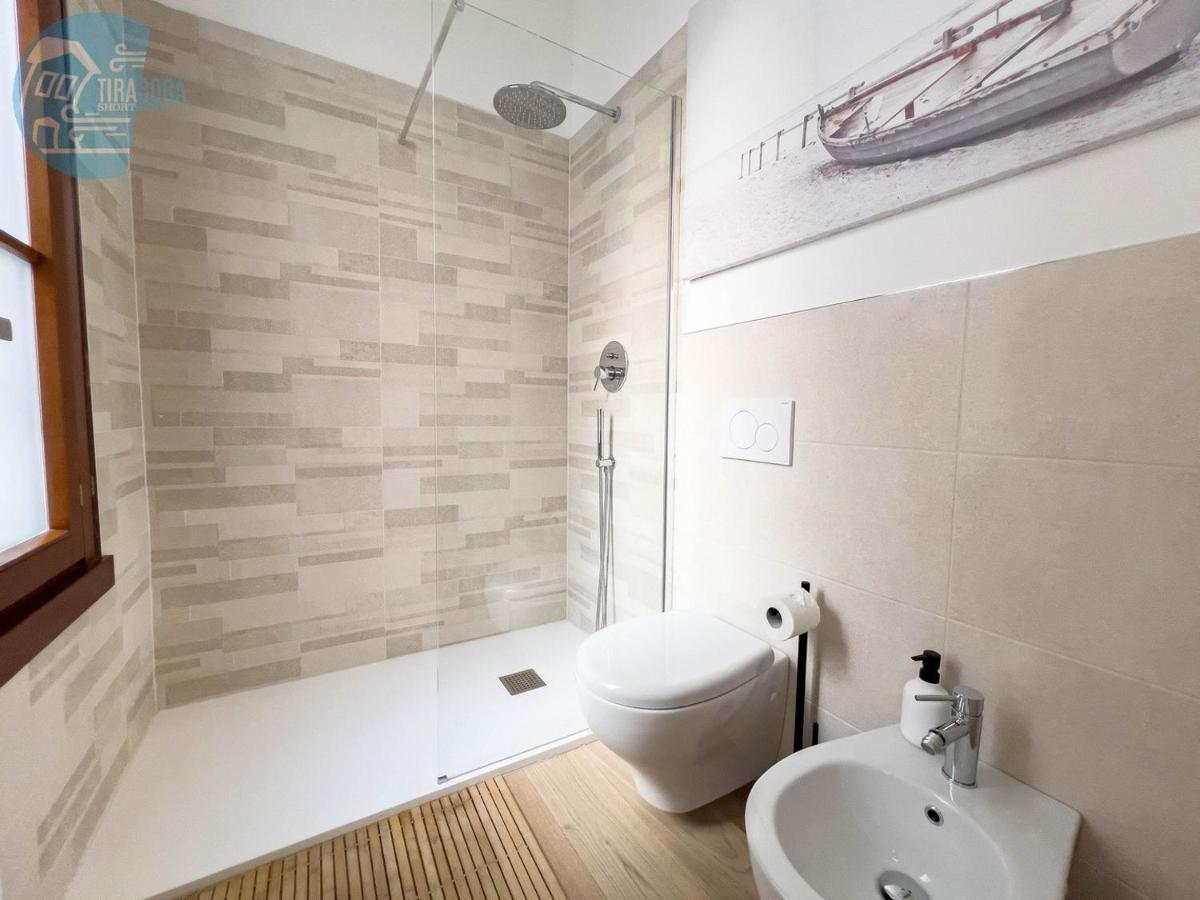 Апартаменти Piazza Della Borsa 3C Tirabora Short Rent Трієст Екстер'єр фото