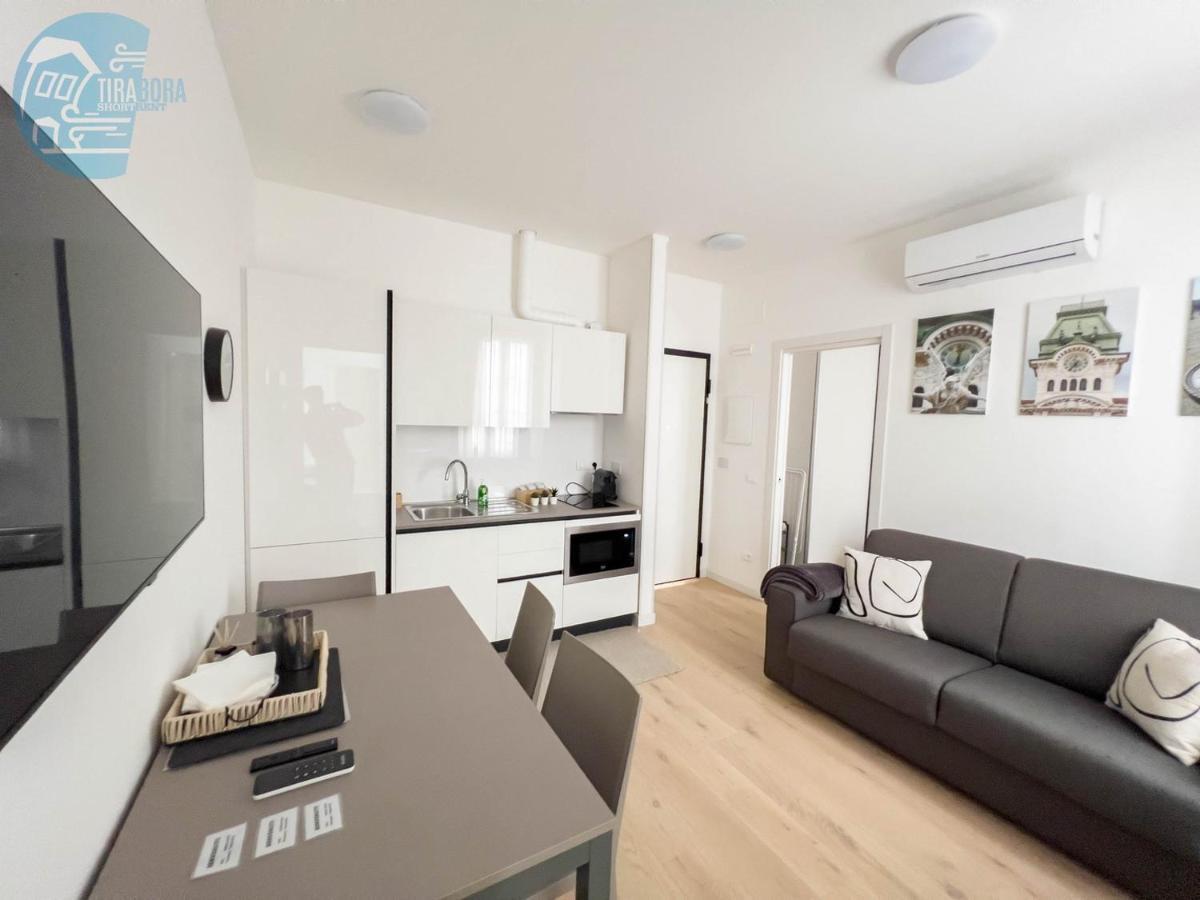 Апартаменти Piazza Della Borsa 3C Tirabora Short Rent Трієст Екстер'єр фото