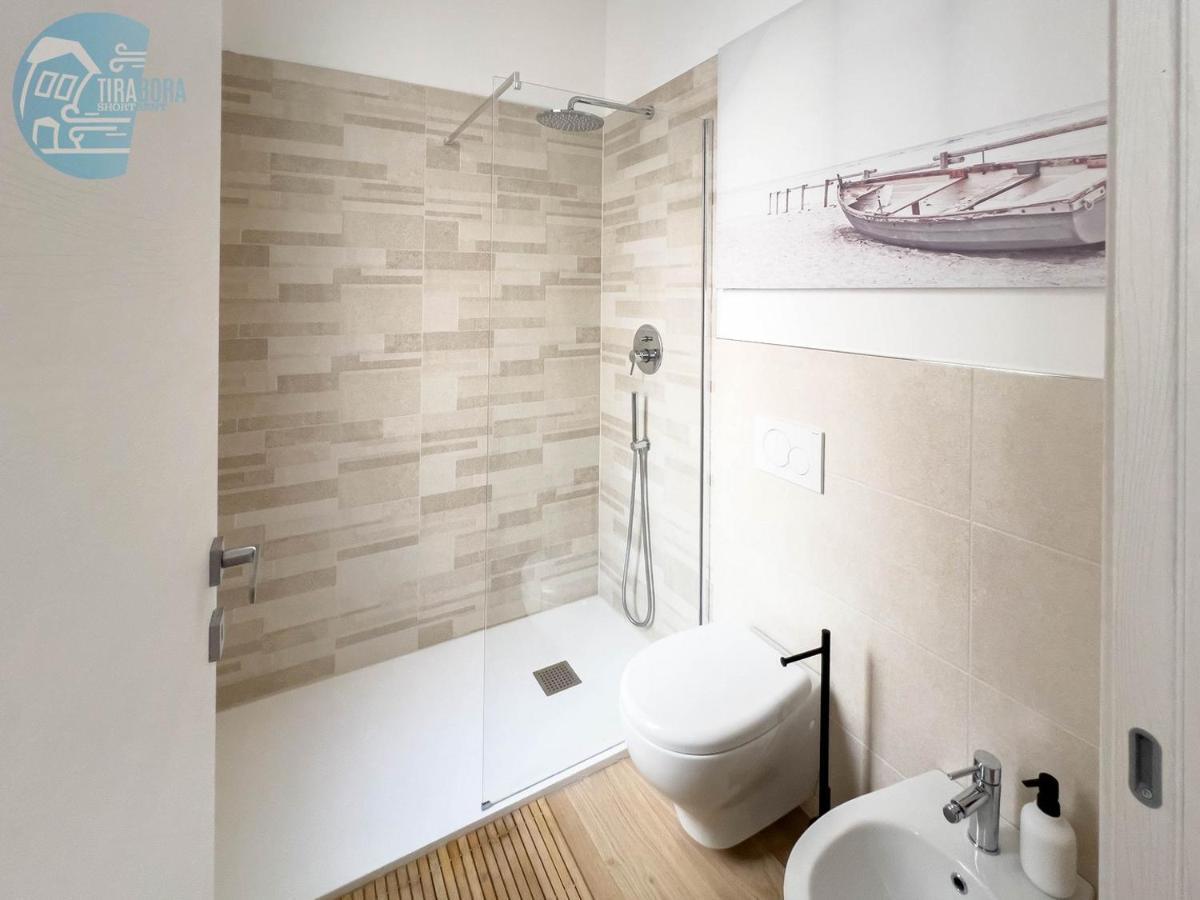 Апартаменти Piazza Della Borsa 3C Tirabora Short Rent Трієст Екстер'єр фото