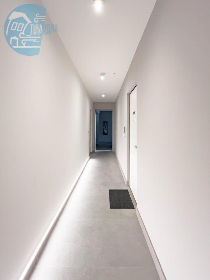 Апартаменти Piazza Della Borsa 3C Tirabora Short Rent Трієст Екстер'єр фото